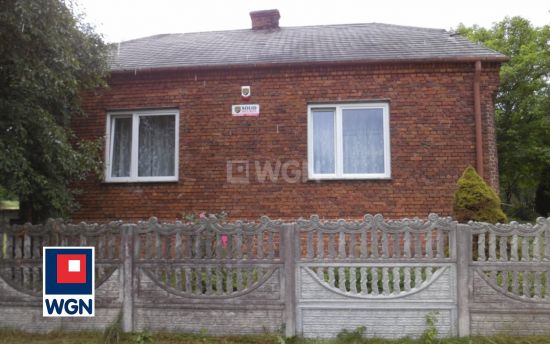 Dom na  sprzedaż Jacków - Jacków - dom z budynkami gospodarczymi